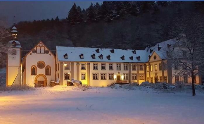 Gaestehaus Der Abtei Sayn 벤도르프 외부 사진